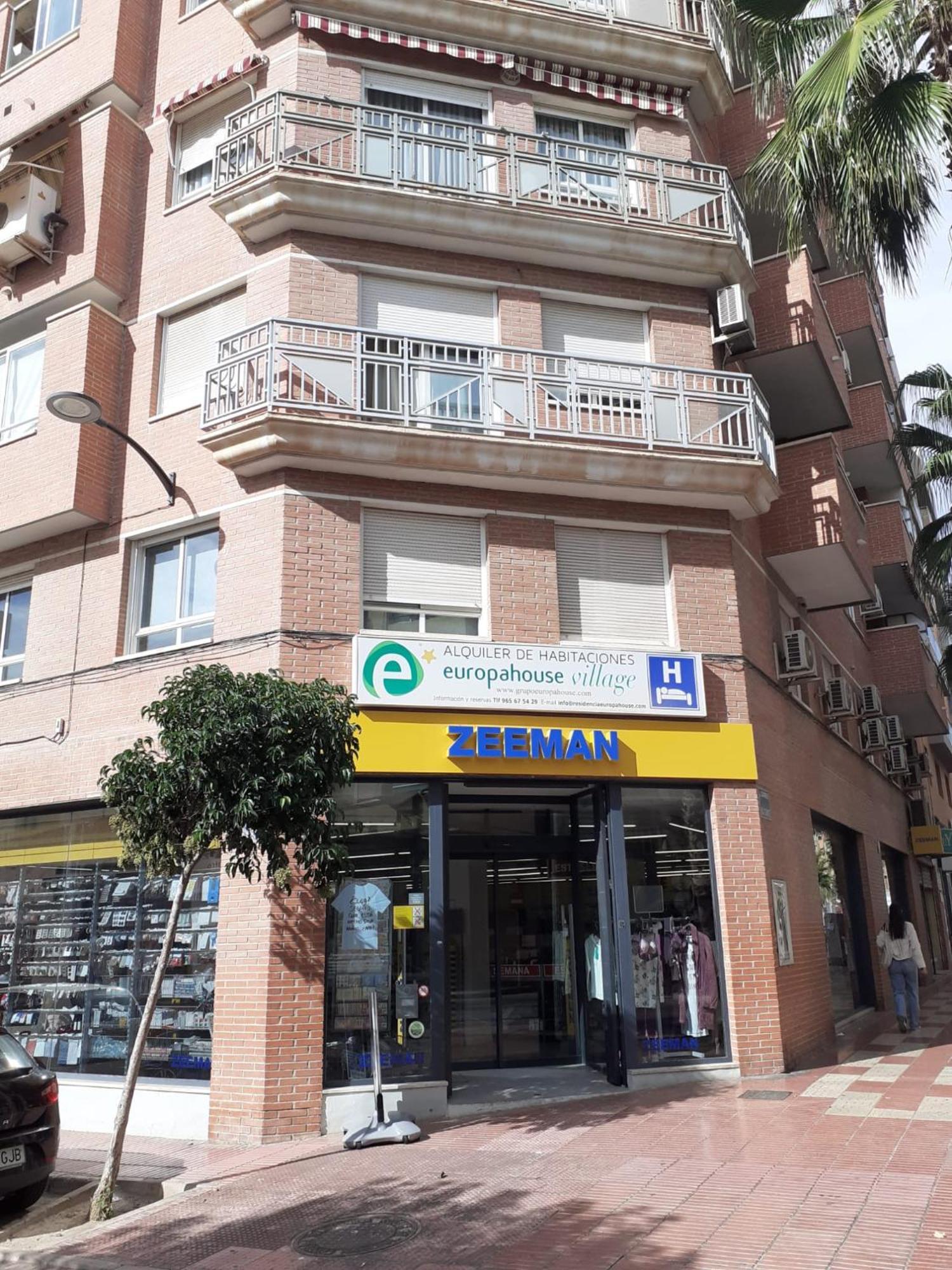 Europa House Village San Vicente Raspeig Exterior foto
